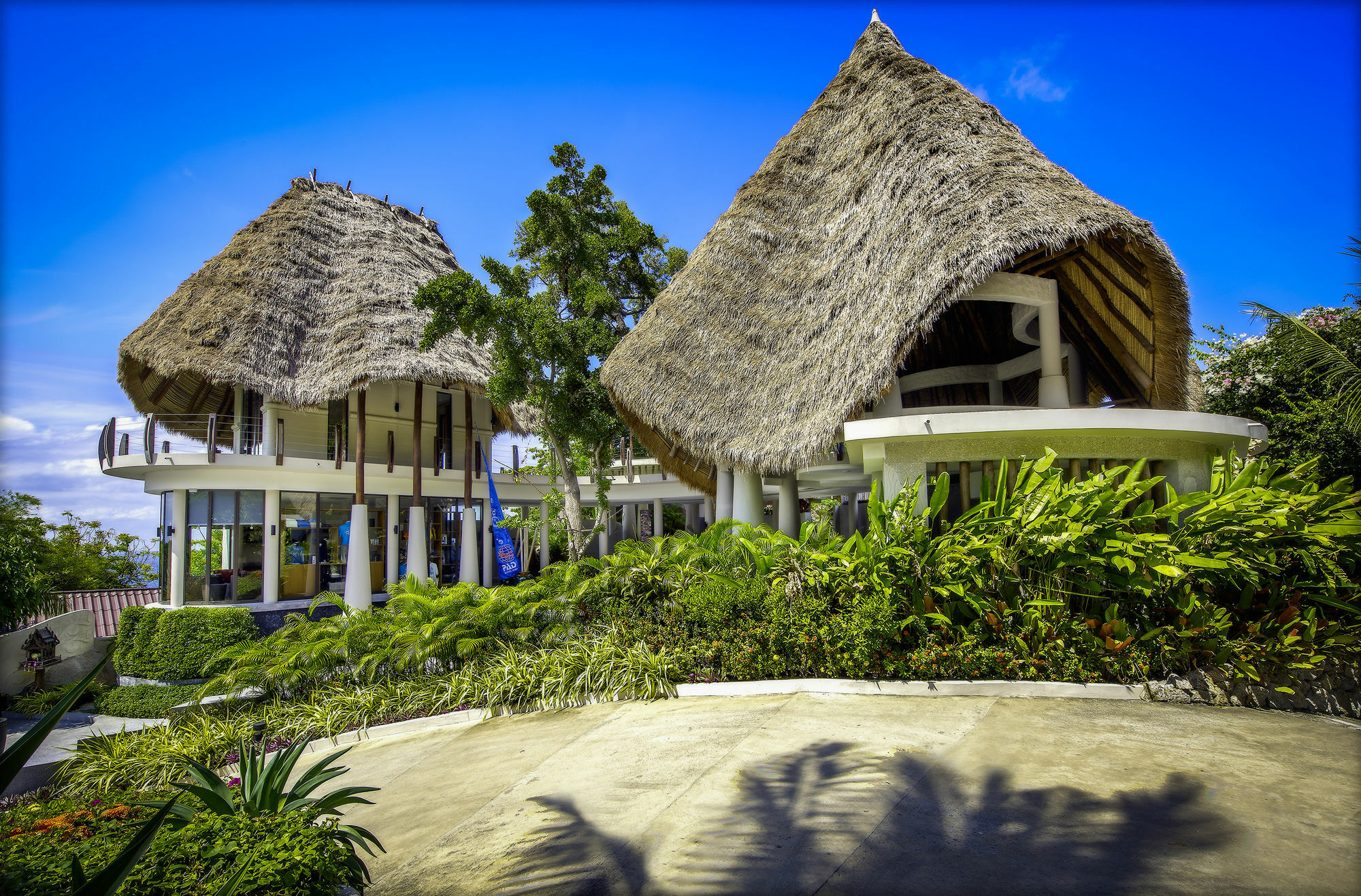 Jamahkiri Dive Resort & Spa Koh Tao Exterior photo The resort's main building